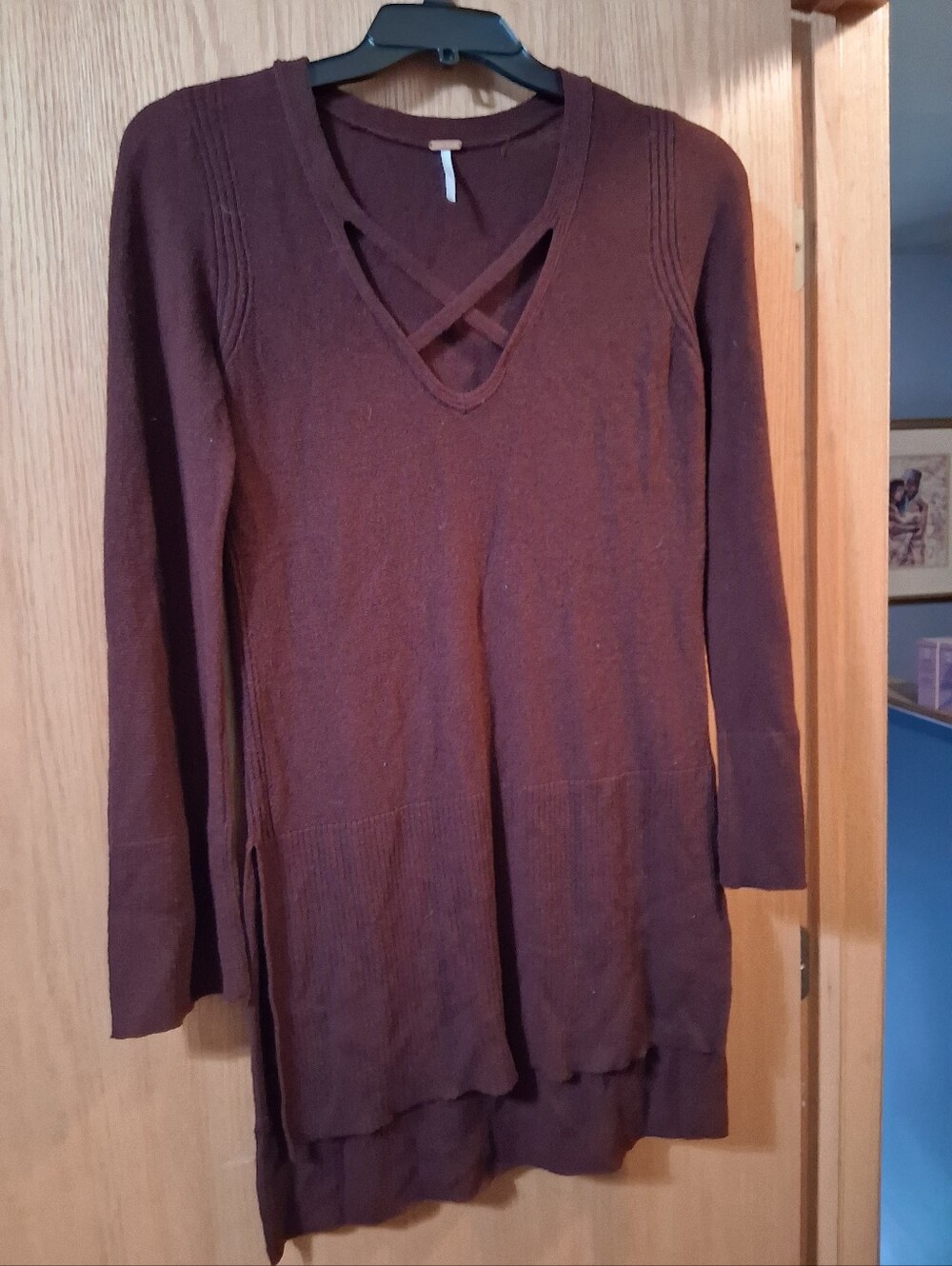 Free People long sleeve sweater, Crisscross V-Neck , burgundy, sz medium